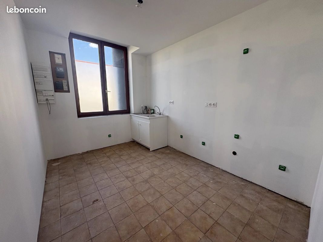 Appartement 2 pièces 42 m² · à Villars · 42 m² · 69 000 €