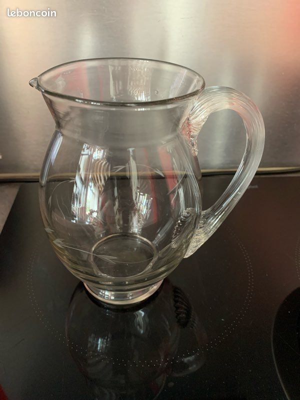 Carafe à eau (image 1)