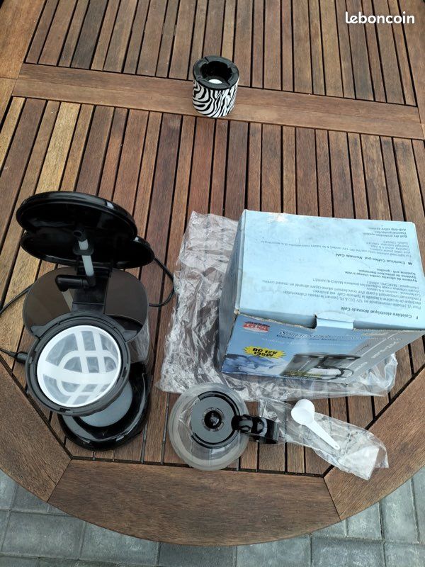 Ancienne Cafetière De Voyage Cooky 12v Neuve - Bouilloère Pour Camping-car Et Spectacles Itinérants