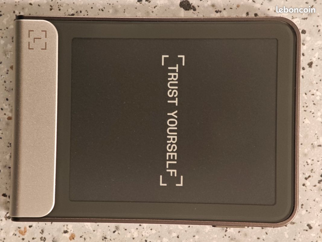 Wallet physique de crypto monnaie LEDGER FLEX - Accessoires informatique