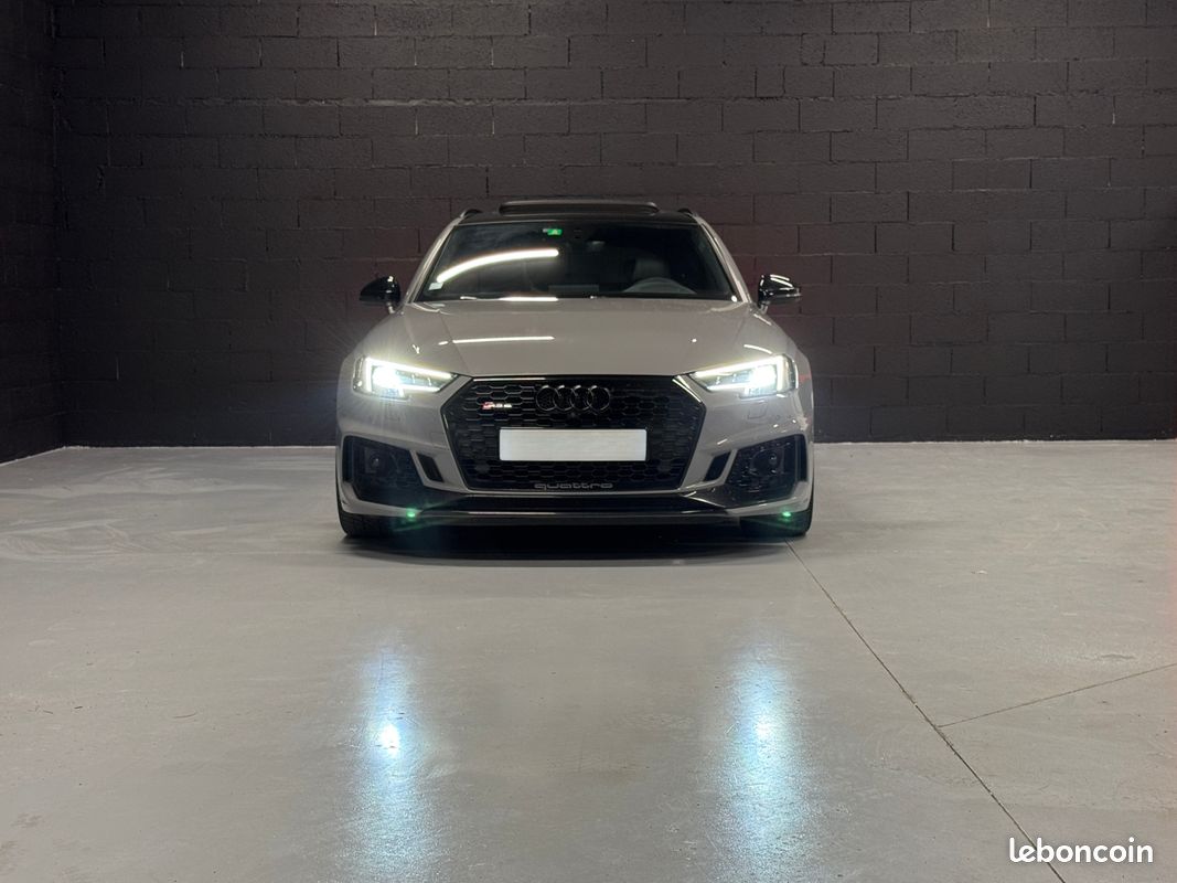 Audi Rs4 (image 1)