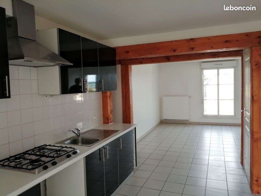Appartement 4 pièces 85 m² · à Vouziers · 85 m² · 515 €