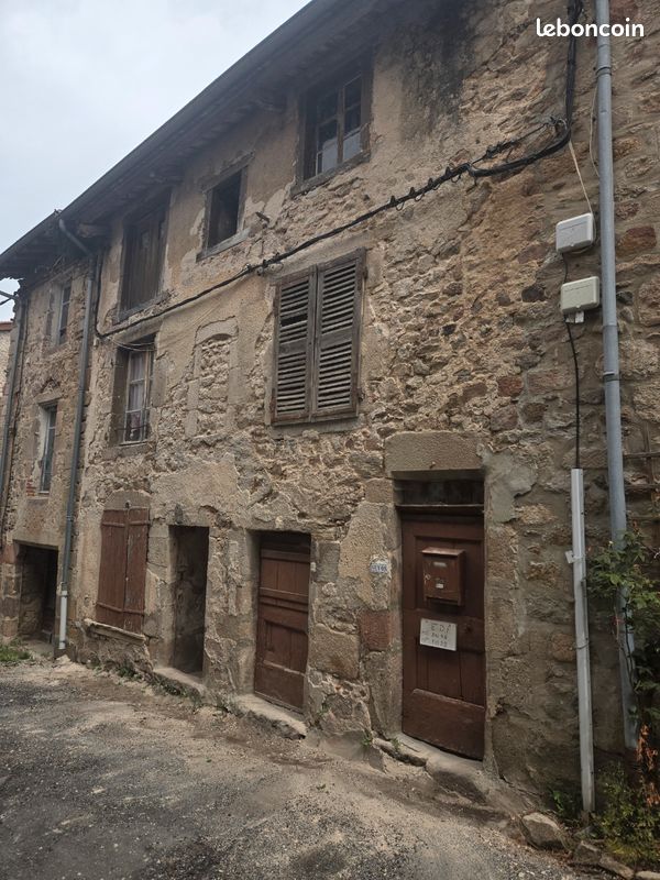 Maison 3 pièces 80 m² · à La Chaise-Dieu · 80 m² · 12 000 €