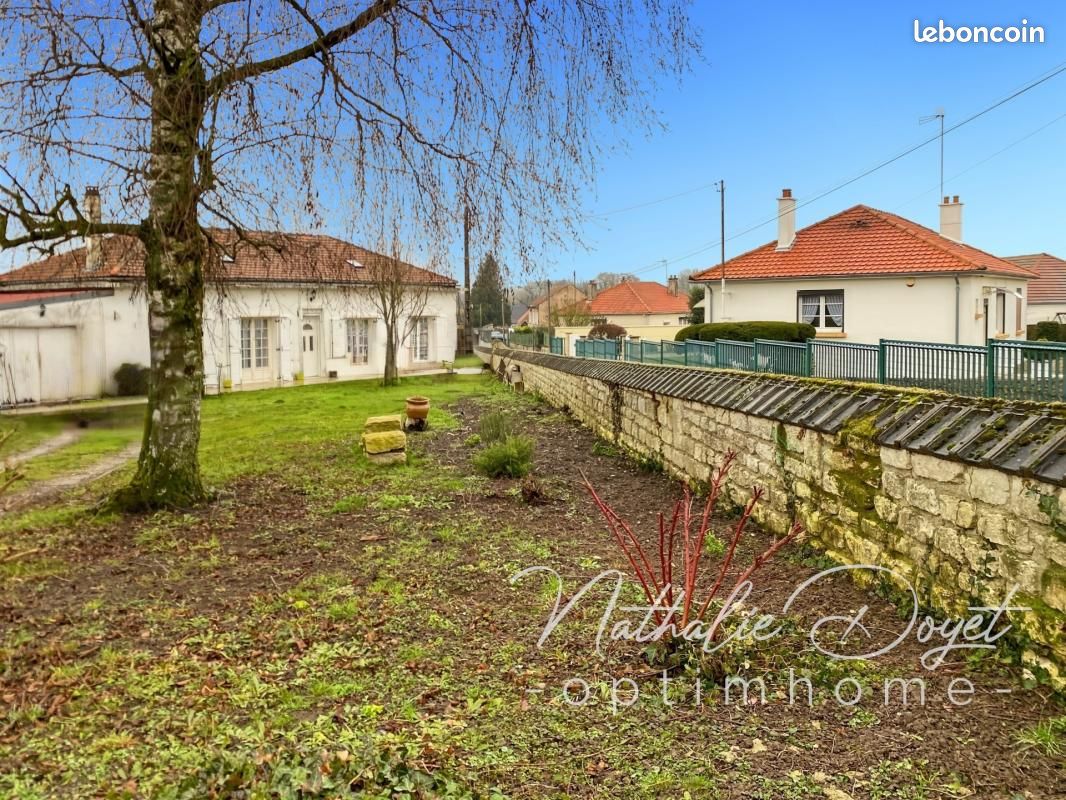 Maison 5 pièces 91 m² · à Montcornet · 91 m² · 133 000 €
