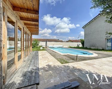 Maison 665 000 € - 151 m²