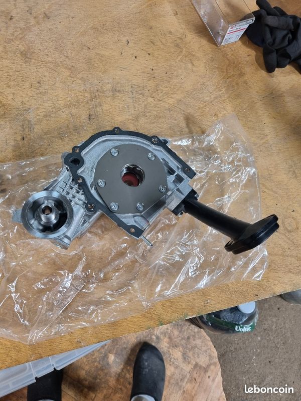 PIERBURG 7.03903.03.0 Pompe à Huile