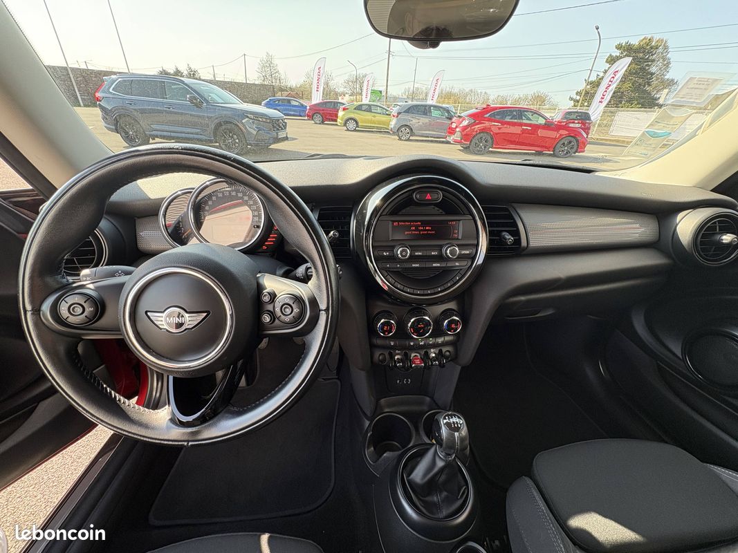 MINI Hatch 3 Portes Cooper 136 ch Finition Red Hot Chili (image 10)