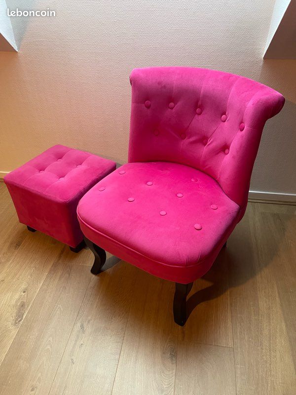 Lot fauteuil crapaud + pouf (image 1)