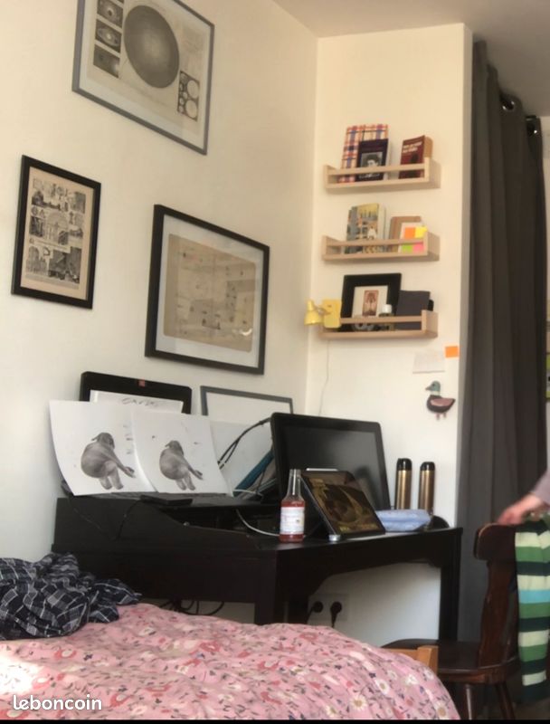 Bureau joli (image 1)