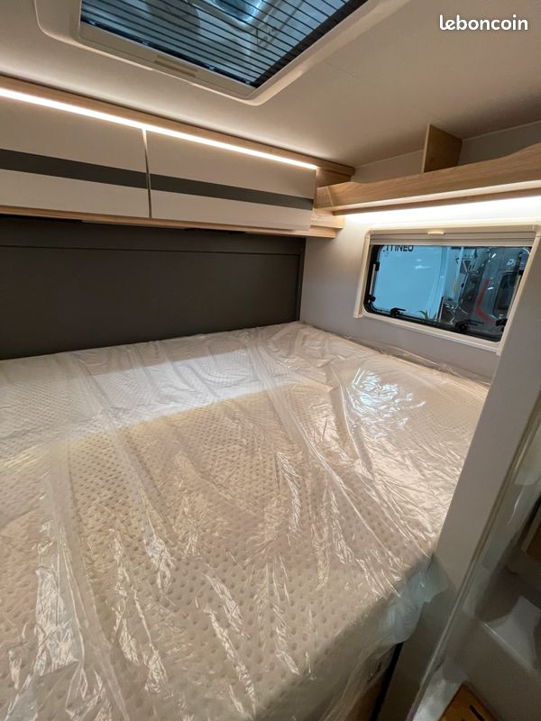 Dethleffs integral 5.99m boite auto (image 3)