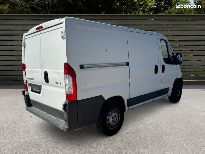 Peugeot Boxer 2.2 hdi boîte 6 en parfait état (image 4)