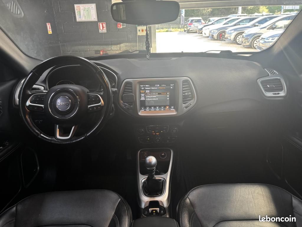 JEEP COMPASS 4x2 1.4 MultiAir 140 S / Toît Ouvrant - CarPlay (image 13)