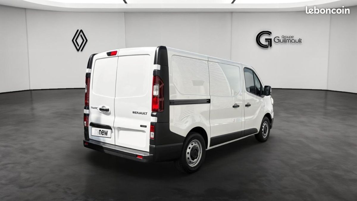 Renault Trafic E-TECH ELECTRIQUE FOURGON FGN L1H1 3T AC22 ADVANCE (image 6)