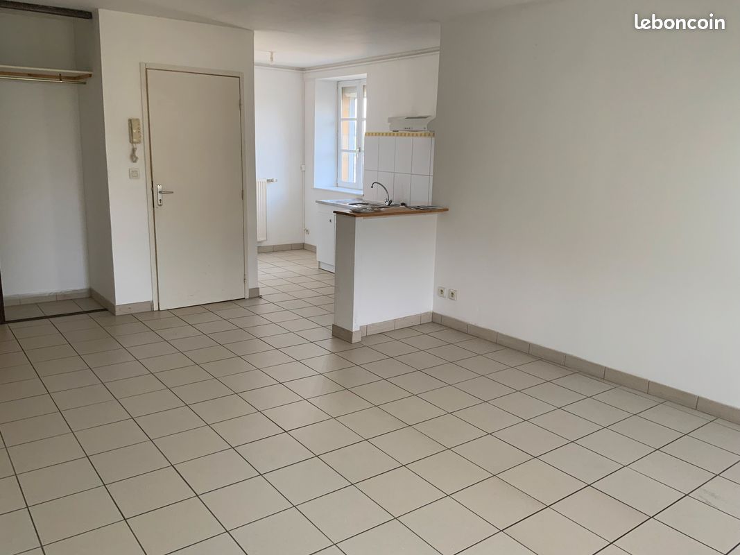 Appartement 2 pièces 57 m² · à Tournes · 57 m² · 560 €