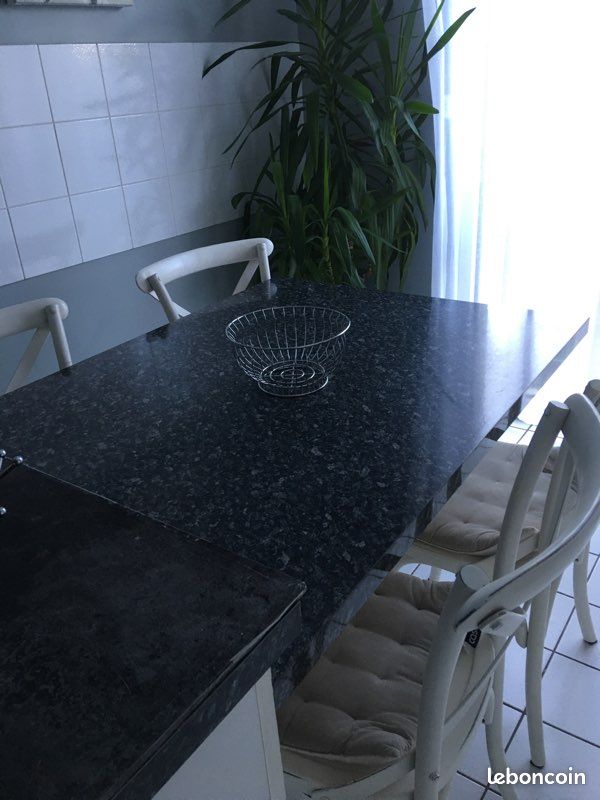 Table de cuisine (image 1)