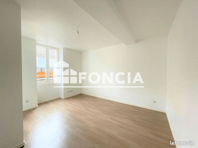 Appartement 1 pièce 22 m² · à Voiron · 22 m² · 370 €/mois