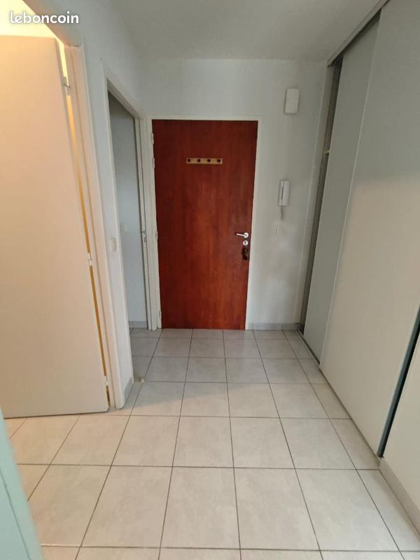 Location appartement meublée (image 10)
