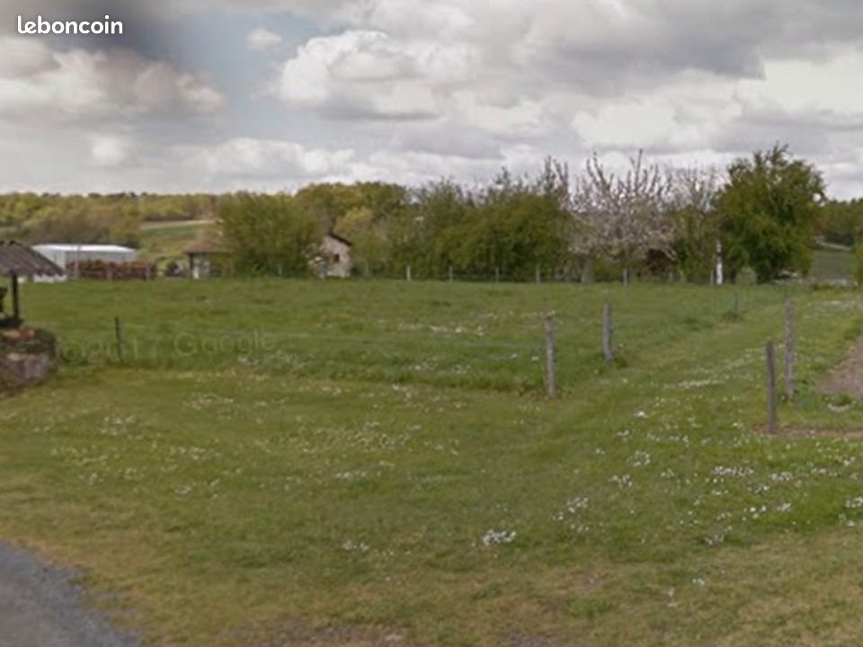 Terrain 1 015 m² Montlieu La Garde · à Montlieu-la-Garde · 15 000 €