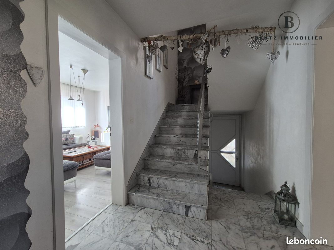 Propriété 7 pièces 161 m² (image 3)