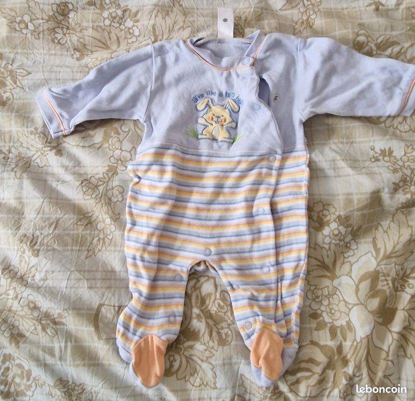 Lot 9 pyjamas 1 mois (image 9)