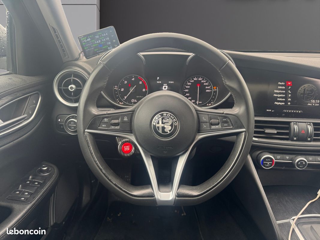 ALFA ROMEO GIULIA 2.2D 136 EDIZIONE AT 136Ch Garantie 12 mois (image 13)