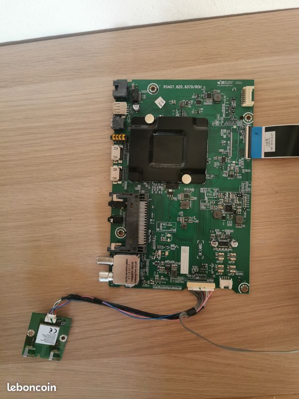 Carte Mère Hisense RSAG7.820.9580 Neuve - Pour TV 55U7QF (modèle 2021)