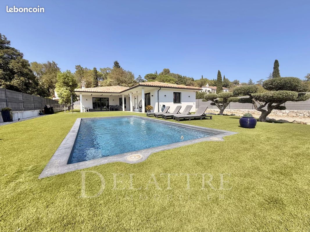 Maison 6 pièces 220 m² · à La Roquette-sur-Siagne · 220 m² · 1 270 000 €
