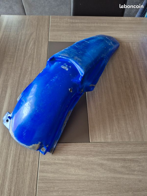 Garde-boue Arrière Yamaha YZ125 1976 – Blanc – Neuf, Fabrication Française
