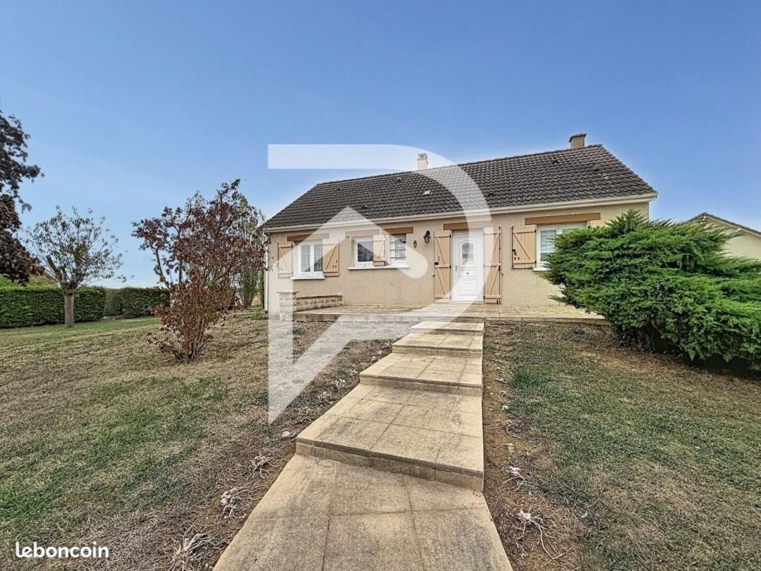 Maison 4 pièces 109 m² · à Marville-Moutiers-Brûlé · 109 m² · 260 600 €