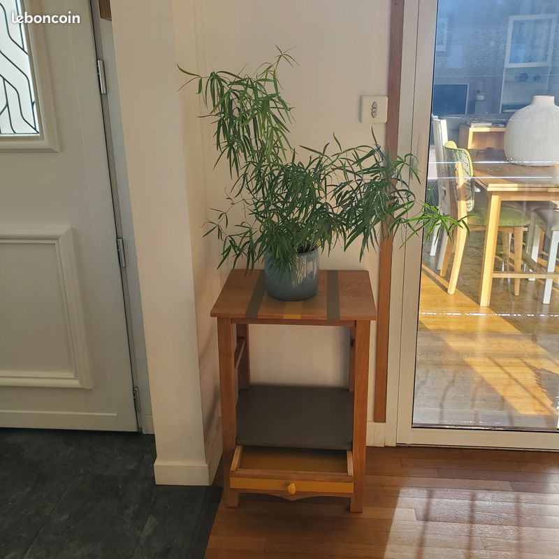 Petite table d´appoint (image 3)