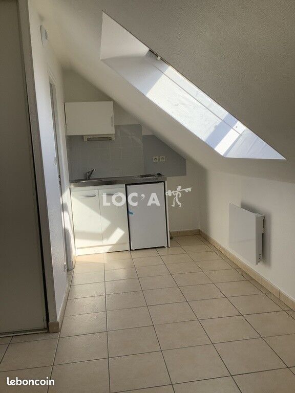Appartement 1 pièce 15 m² · à Chevigny-Saint-Sauveur · 15 m² · 400 €