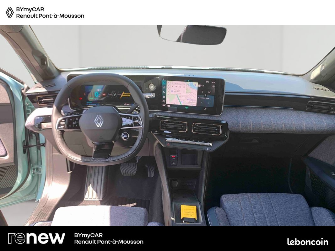 RENAULT Renault 4 E-Tech Electrique 150 ch autonomie confort Techno "Plein Sud" (image 9)