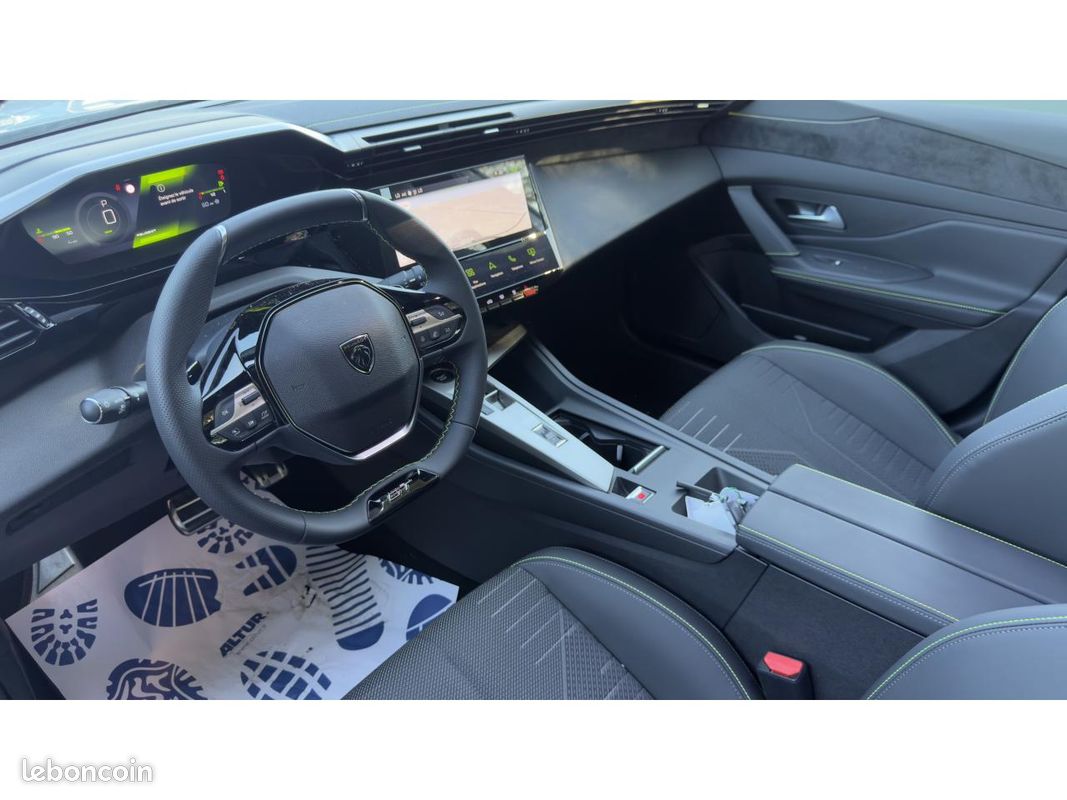 PEUGEOT 308 NOUVELLE Hybrid 145 DCS6 GT +TOIT OUVR+FOCAL+PK VISION 360 DRIVE ASSIST PLUS (image 10)