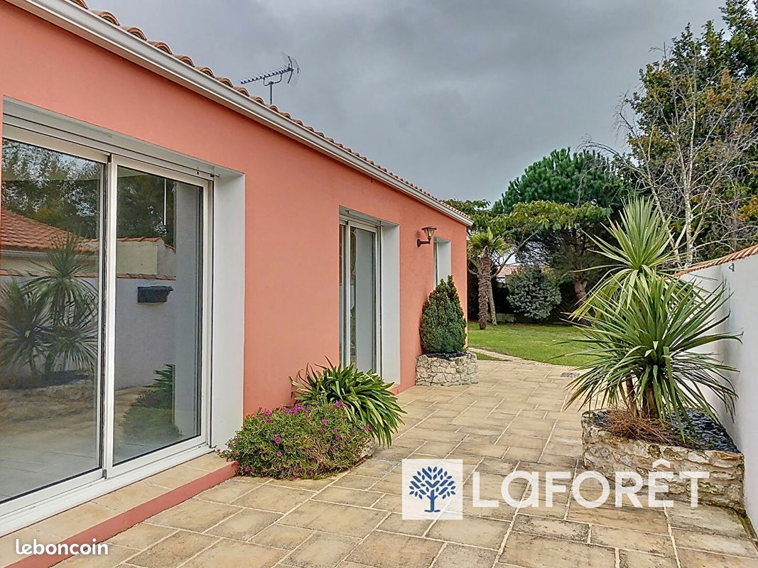 Maison 5 pièces 120 m² · à Sallertaine · 120 m² · 1 060 €/mois