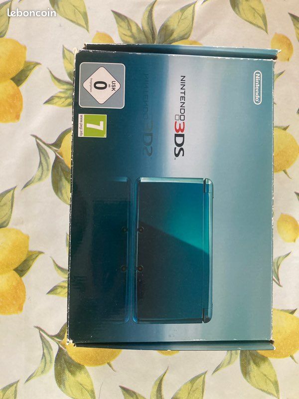 Nintendo 3DS (image 2)
