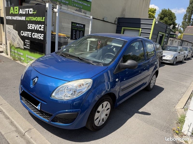 Renault TWINGO II 1.2 16V 75CH DYNAMIQUE (image 2)