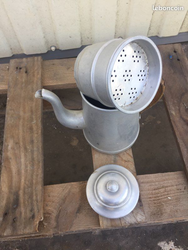 Cafetière ancienne (image 3)