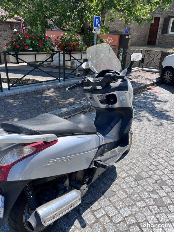 Honda S-wing 125 (image 3)