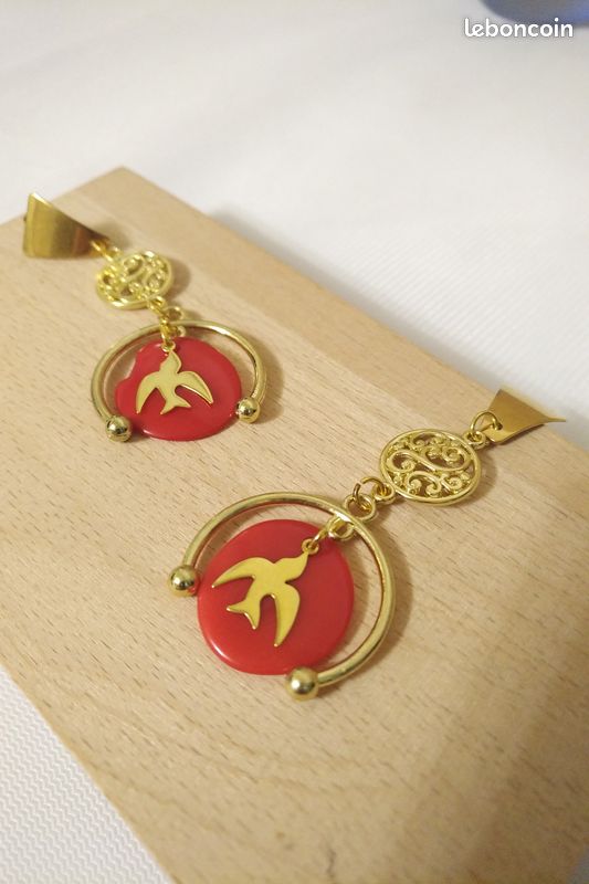 Boucles d'oreille rouge et or (image 4)