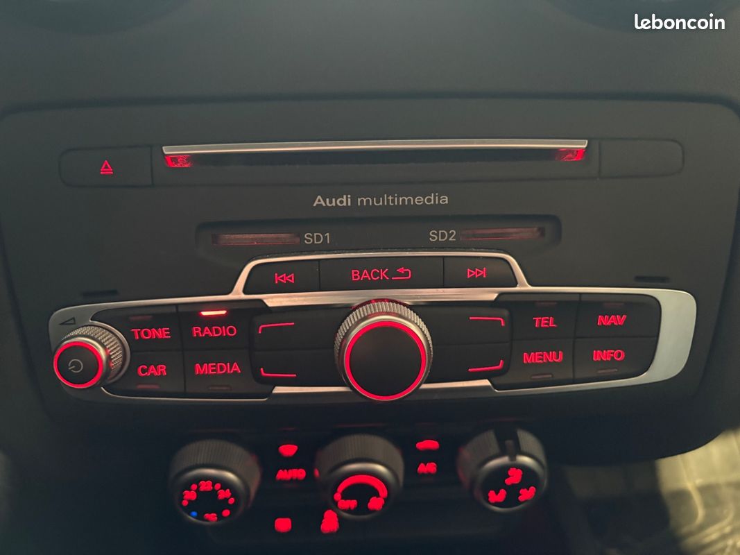 AUDI A1 SPORTBACK 1.0 TFSI ultra 95 S tronic 7 Midnight Series / JANTES 17 / PHARES AUTOMATIQUES (image 23)