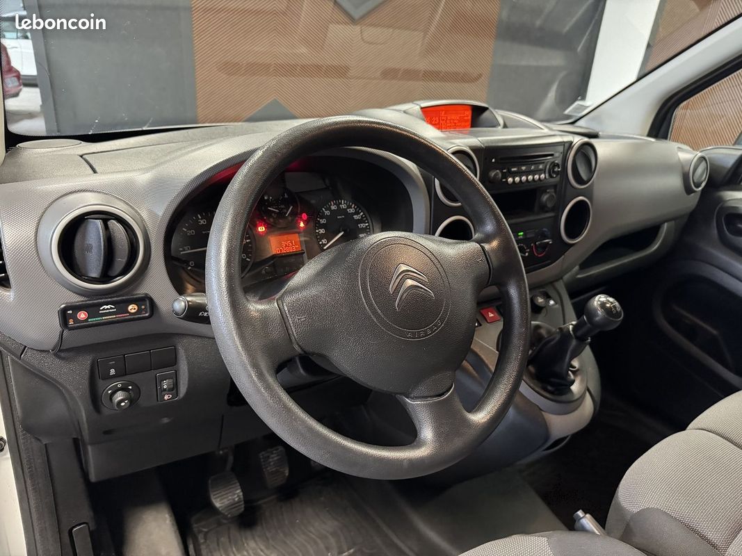 Citroen BERLINGO XL 1.6 BLUEHDI 100 CV TVA 3 PLACES (LAURENT AUTO) (image 12)