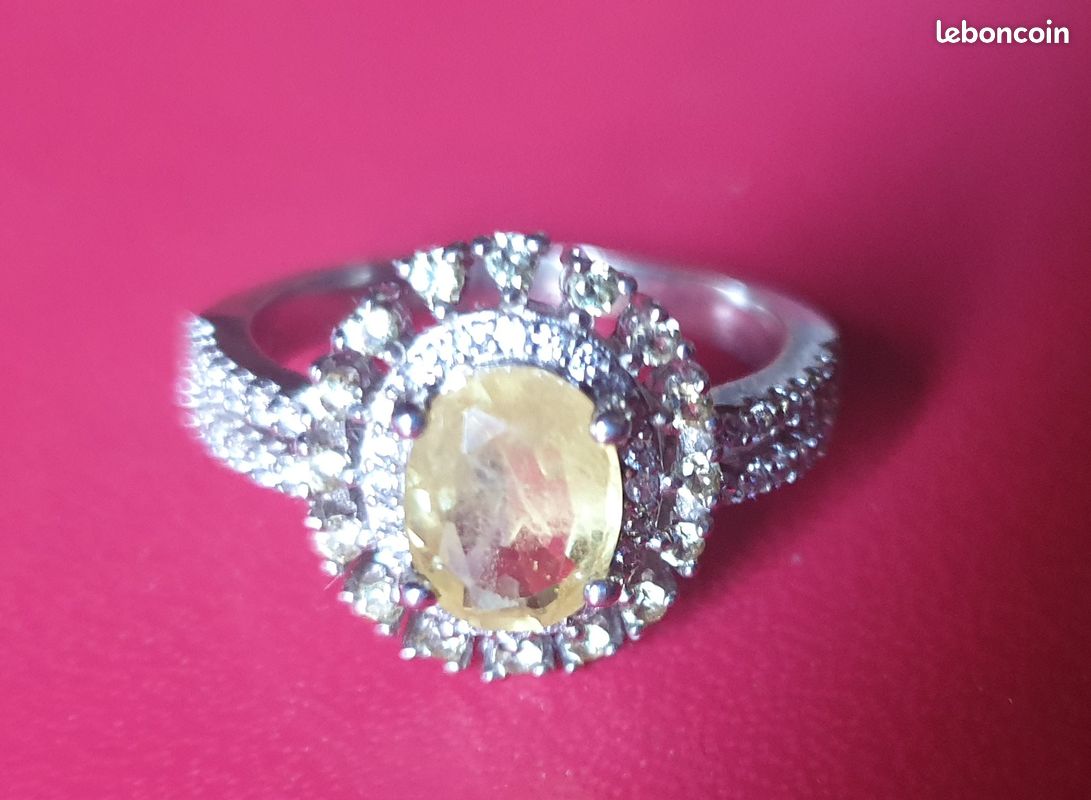 Bague Argent Massif Avec Trois Saphirs - Taille 54 - Occasion - Couleur Argenté