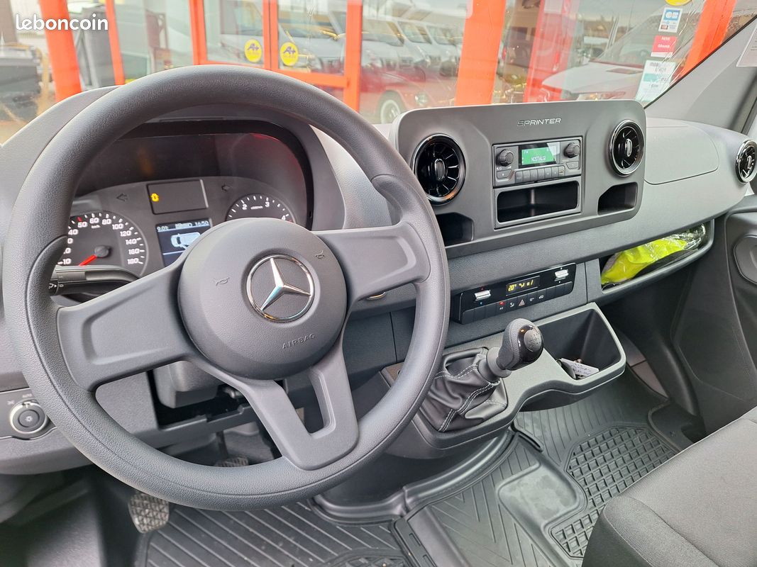 Mercedes sprinter 317 cdi 37 170ch fourgon first 33325 ht (image 2)