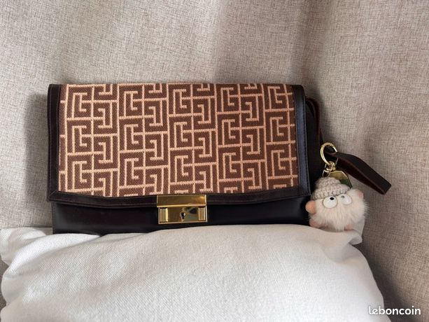 Accessoires de mode vintage en gros | Rejoignez Fleek