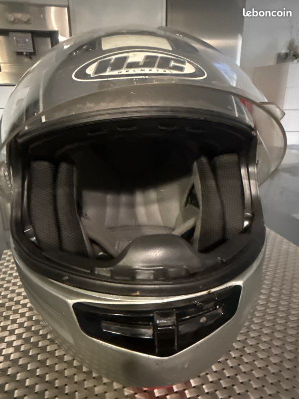 Casque intégral HJC (image 1)