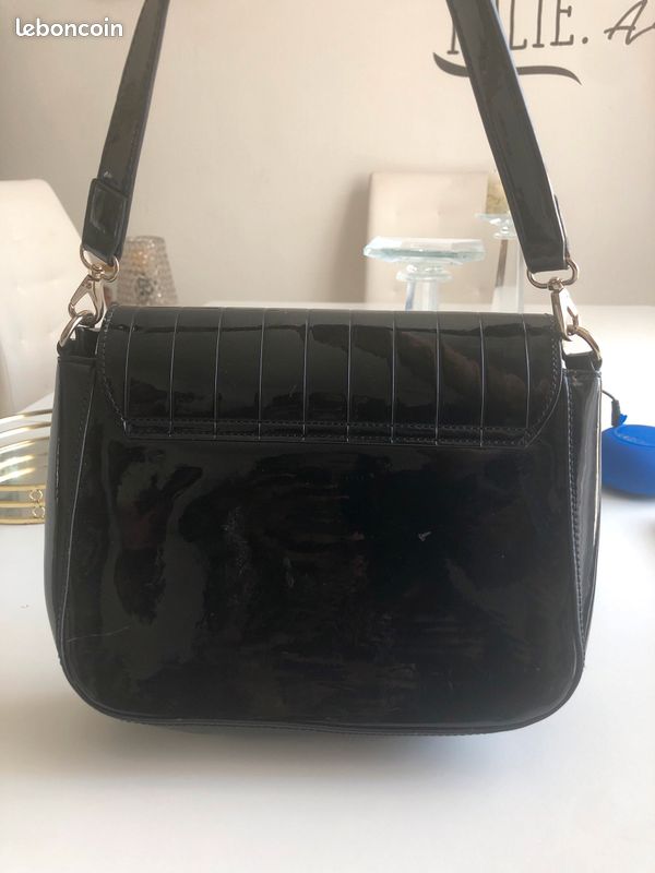 Sac VALENTINO très bonne état (image 2)