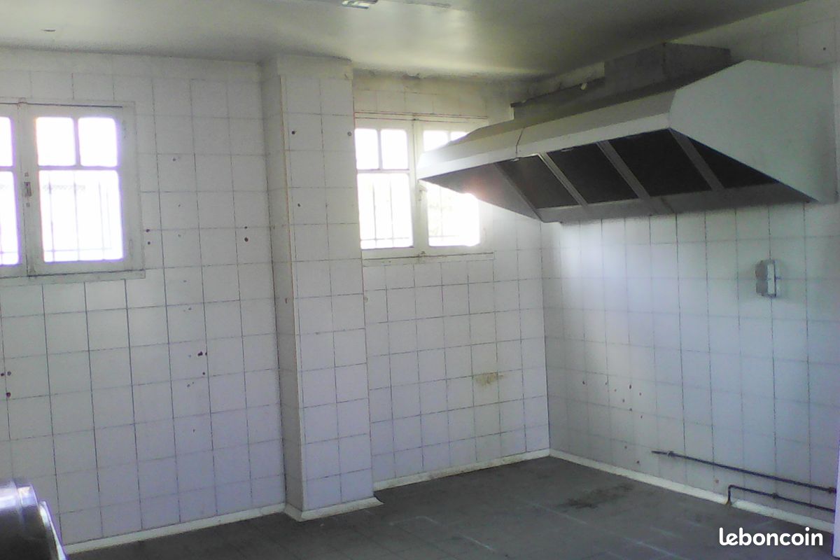 Local commercial 1 pièce 1 m² · à Navailles-Angos · 1 m² · 480 €