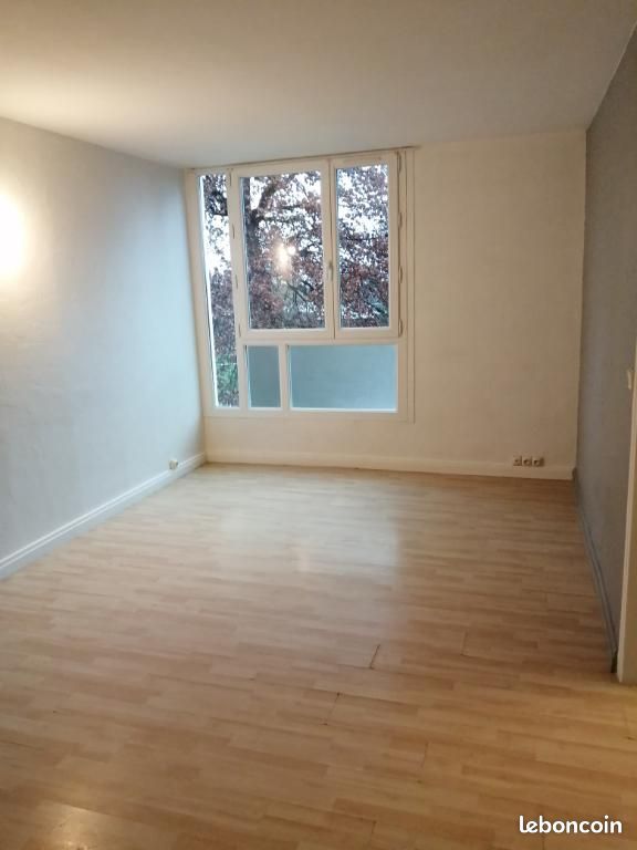 Appartement 3 pièces 53 m² · à Saint-Pierre-lès-Elbeuf · 53 m² · 630 €/mois