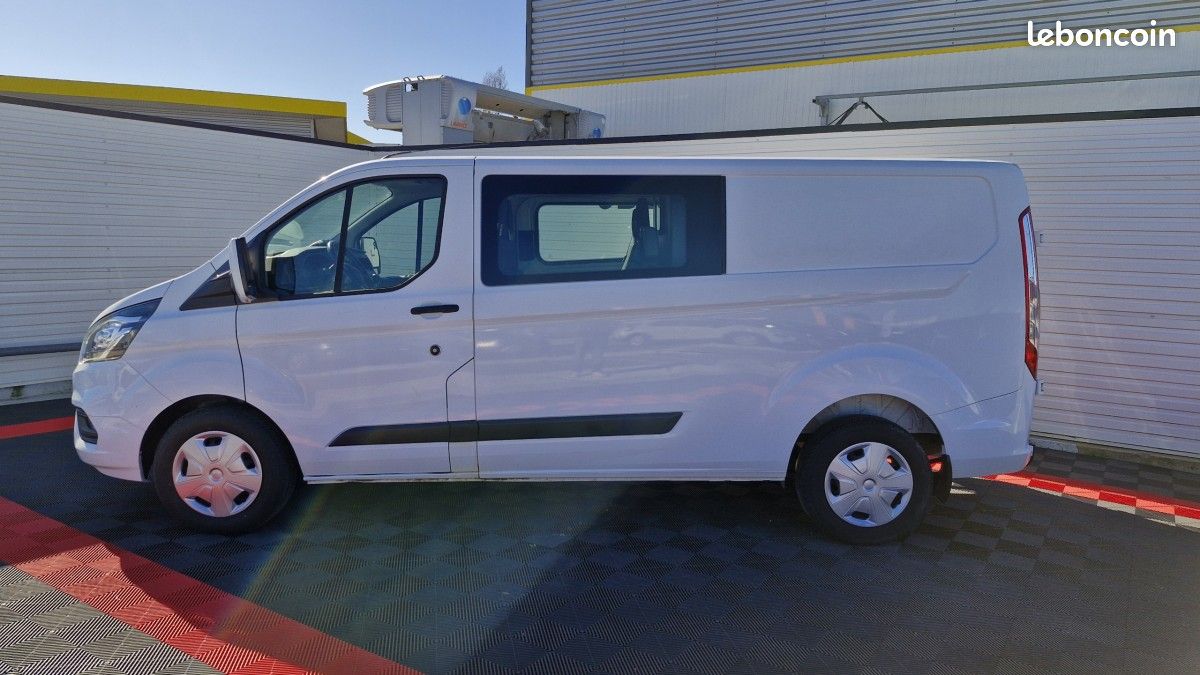 Ford Transit Custom CABINE APPROFONDIE L2H1 2.0 Ecoblue 130 Trend Business (image 3)