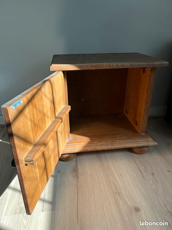 Table de chevet en bois (image 3)